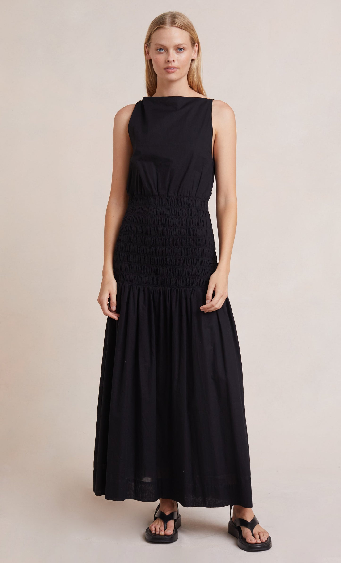 Novia Dress