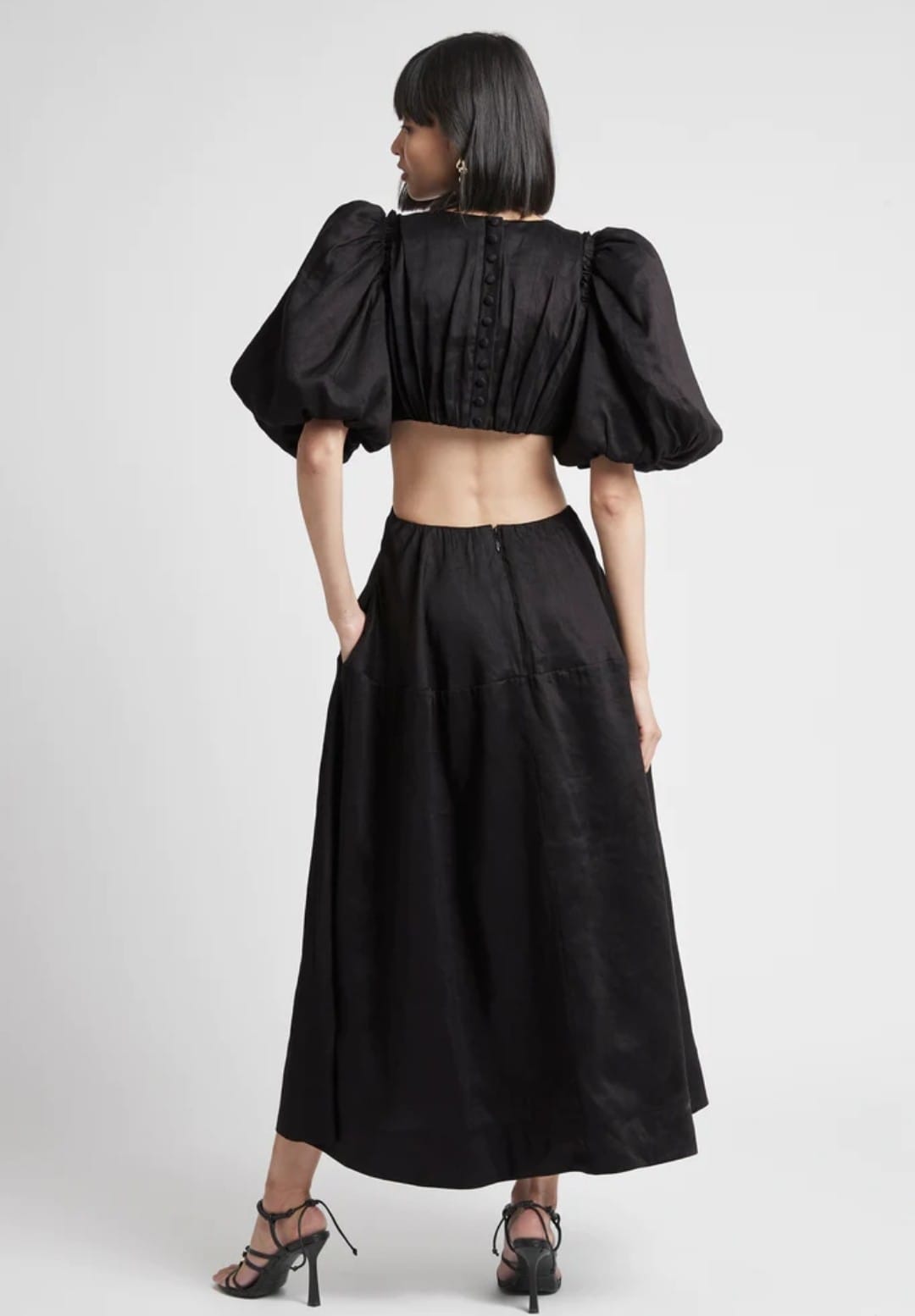 Vanades Cut Out Ring Midi Dress - Black
